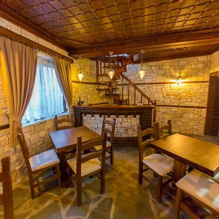 Heraklis Hotel 베라트 외부 사진
